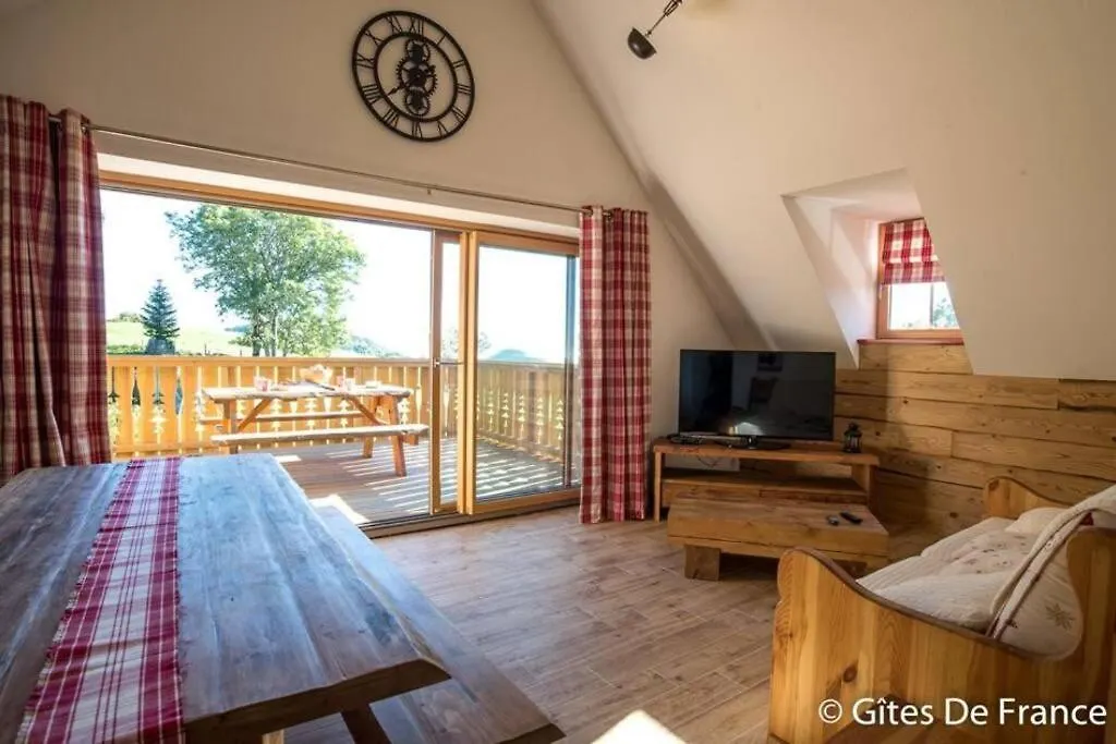 Gite Montagnard A 2 Pas De Besse Villa Holiday home